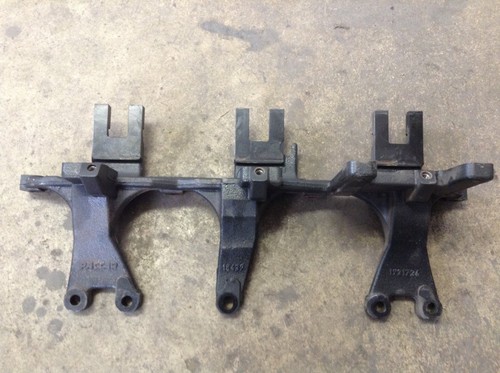 Paccar mx13 engine bracket - mx13,