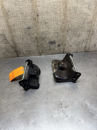 Tahoe pair left - 00-06,