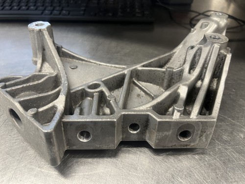 Engine mount bracket - ,